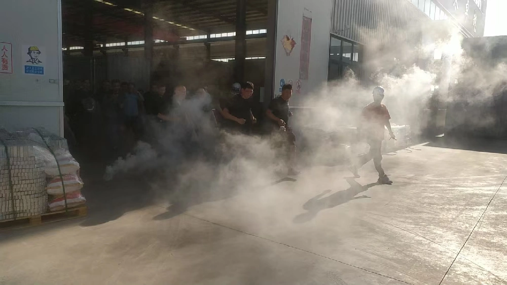 安全トレーニングを実施し、ドリルを脱出して、生産安全の防衛ラインを強化する