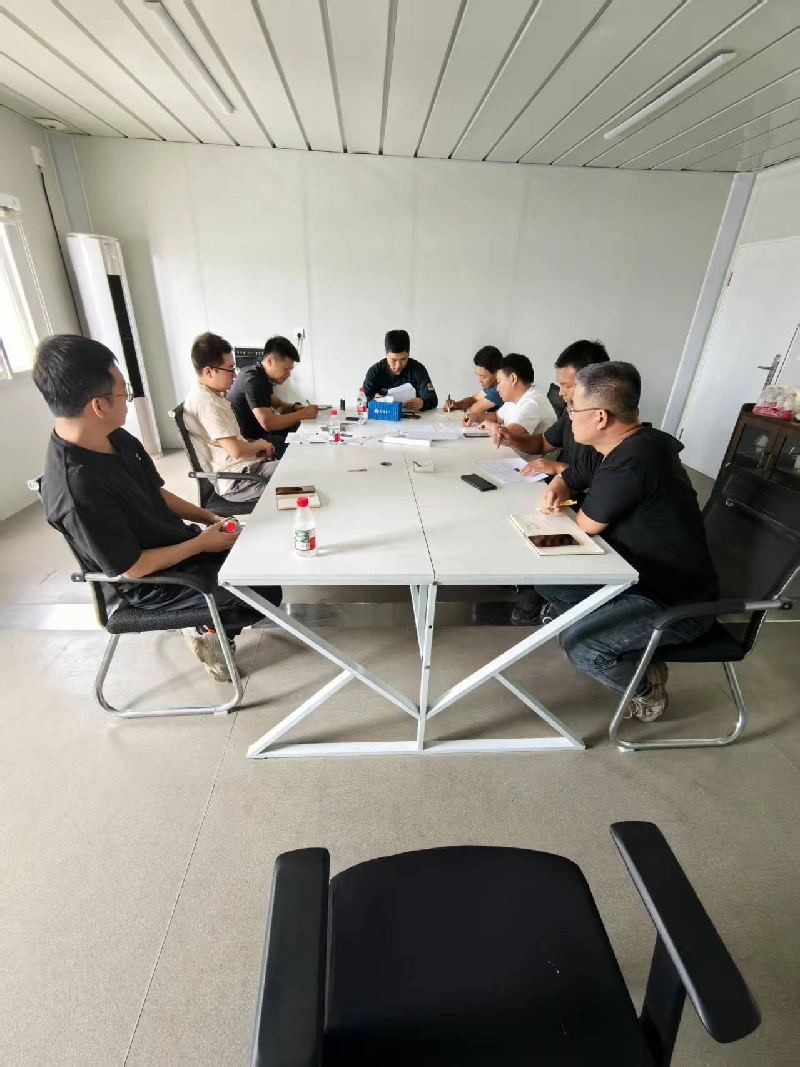 品質交換会議を通じて、住宅コンテナの注文要件と正確に整合し、生産基盤を強化する